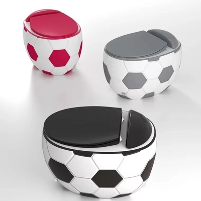 conception sans eau de boîte de toilette d'une seule pièce de Siphonic de regard du football 3D