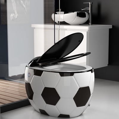 conception sans eau de boîte de toilette d'une seule pièce de Siphonic de regard du football 3D