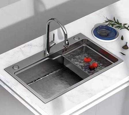Évier de cuisine fait main de poste de travail de l'épaisseur 3.5mm avec la planche à découper