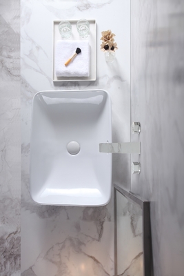 Évier blanc de salle de bains de dessus de Tableau d'Art Rectangular Sanitary Ware Basin