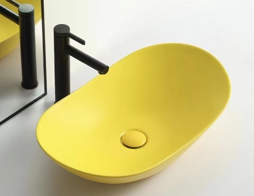 Le style moderne au-dessus du contre- rond de bassin forment Matte Yellow Color